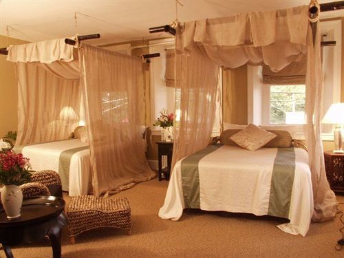 The National Hotel Frenchtown Extérieur photo